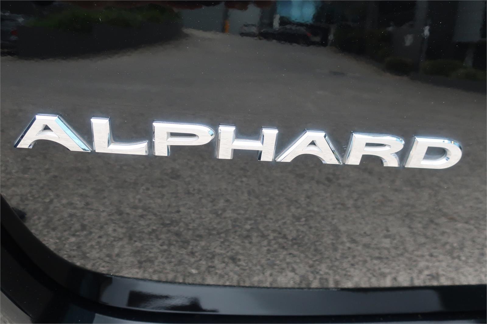 
								Toyota Alphard Gasoline 3.5L 2013 full									