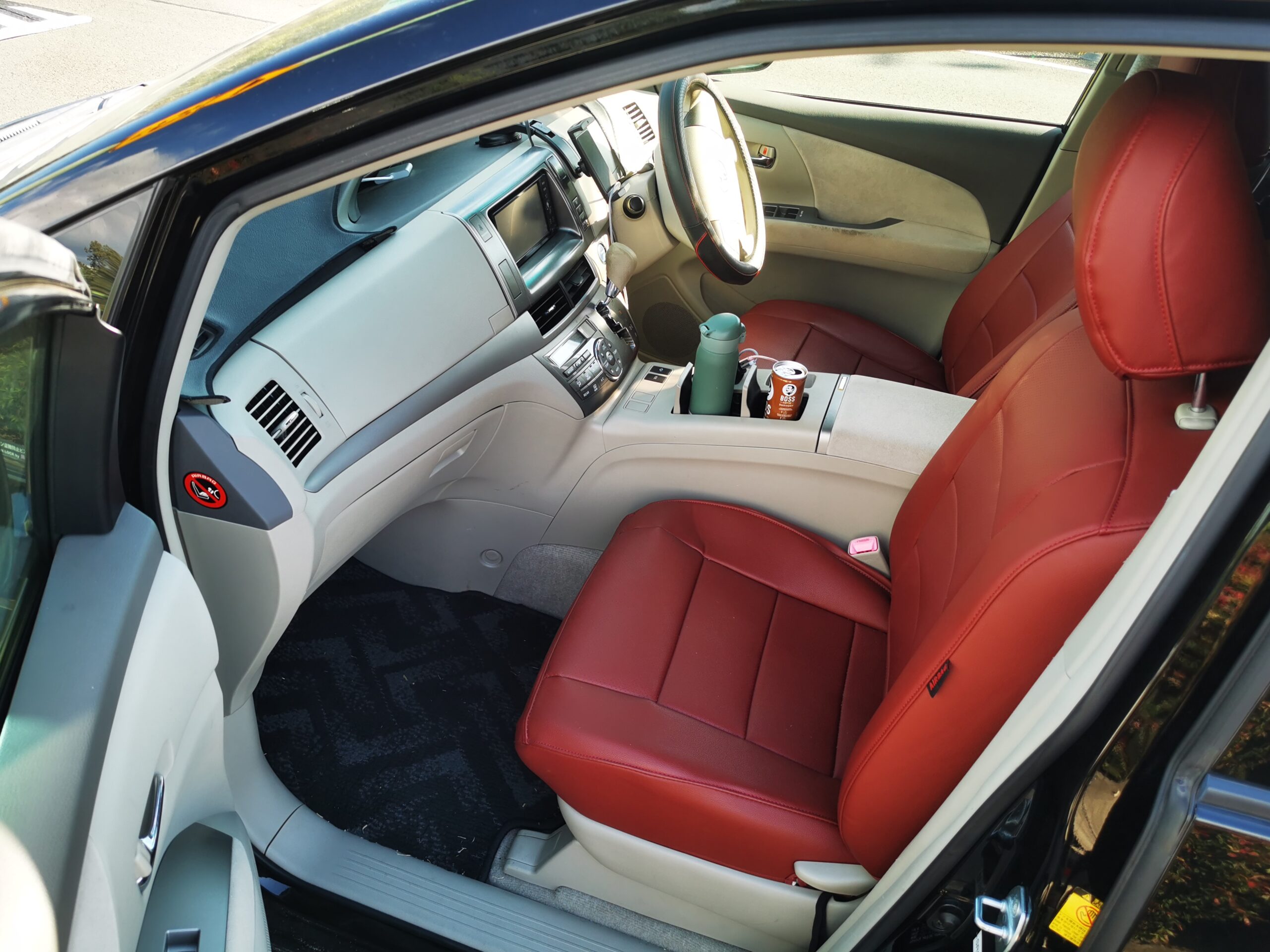 
								Toyota Estima Hybrid ahr20w 2011 full									