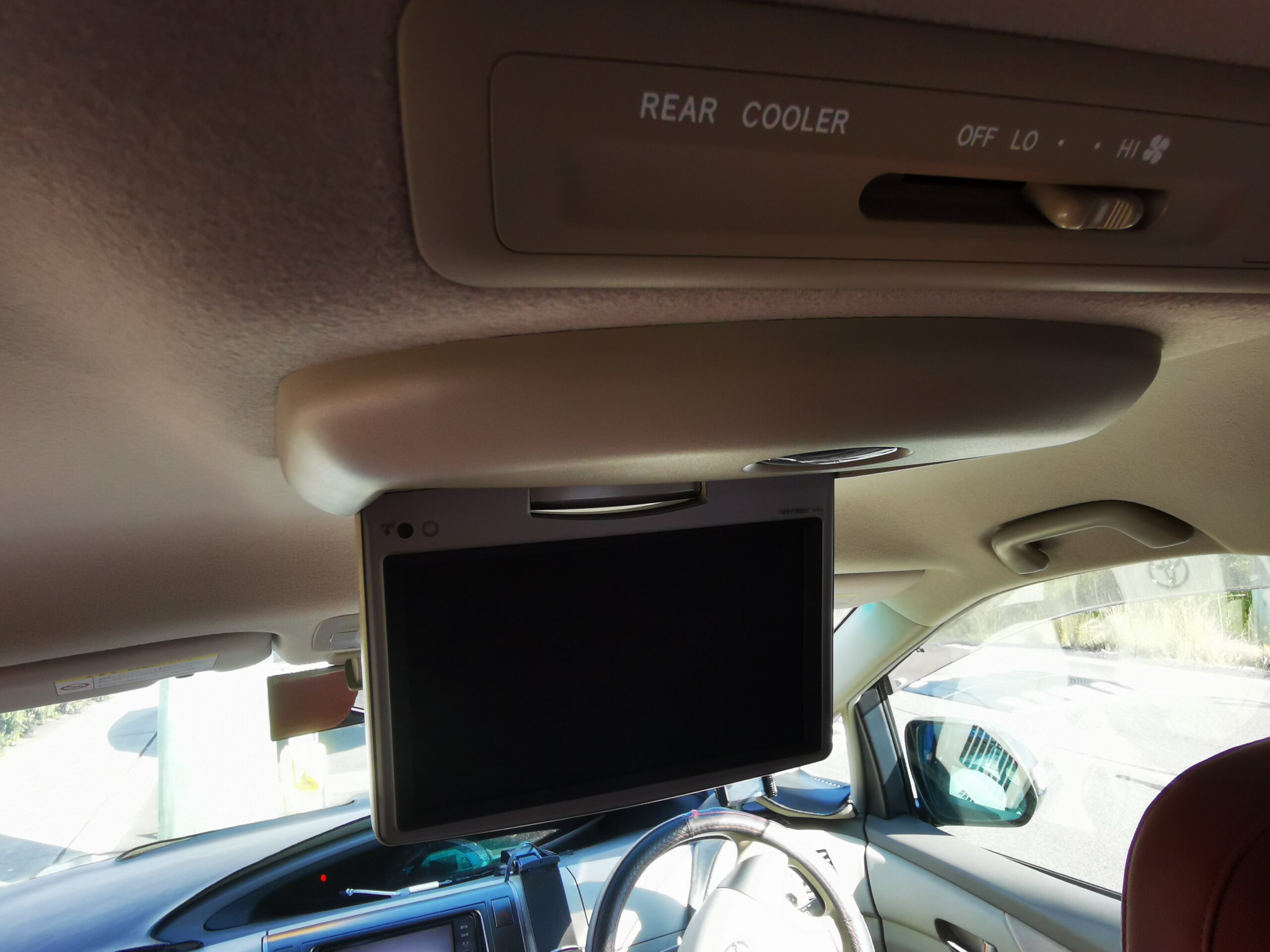 
								Toyota Estima Hybrid ahr20w 2011 full									