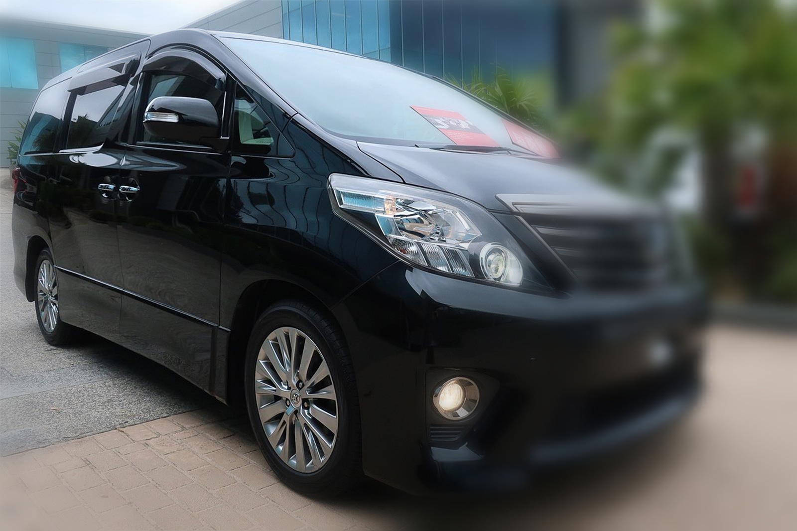 
								Toyota Alphard Gasoline 3.5L 2013 full									