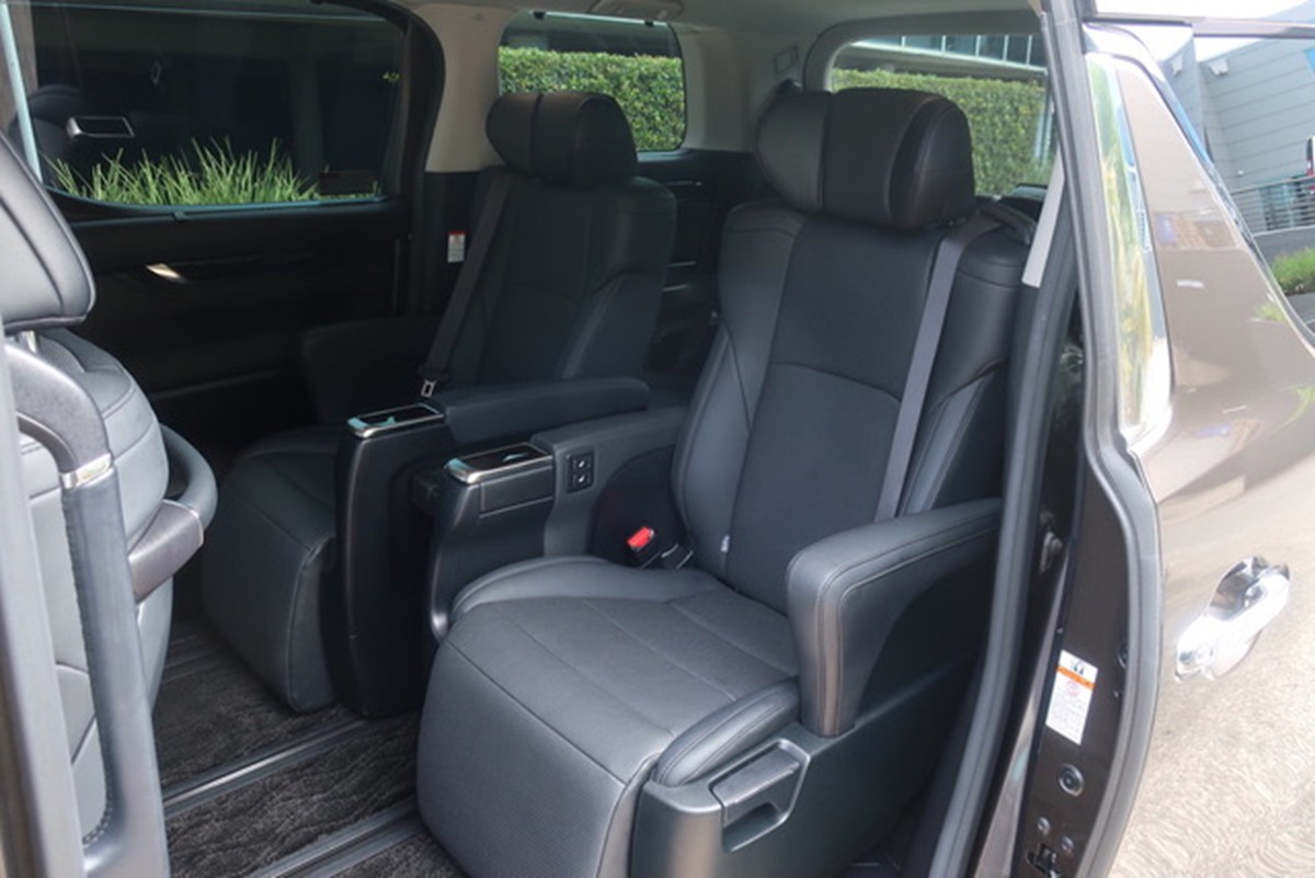 
								2021 TOYOTA ALPHARD 5D WAGON SR (HYBRID) AYH30W full									