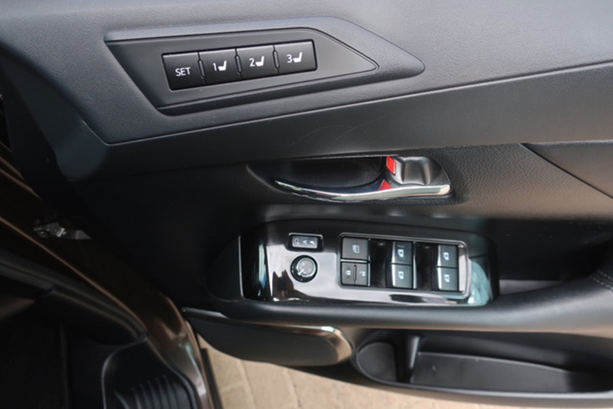 
								2021 TOYOTA ALPHARD 5D WAGON SR (HYBRID) AYH30W full									