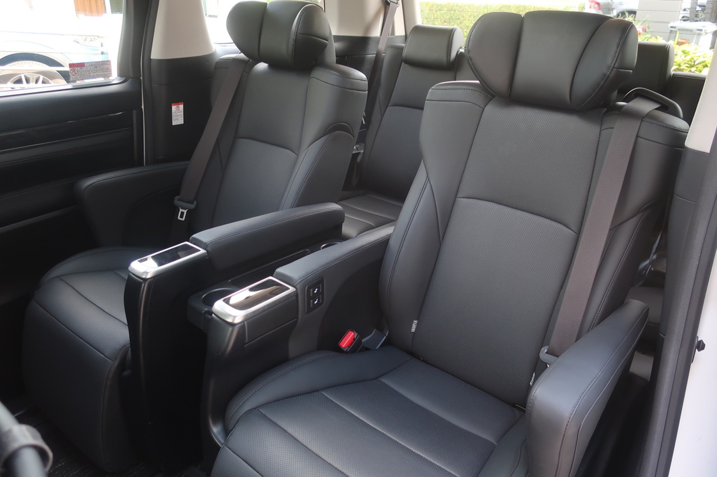 
								Toyota Vellfire Gasoline 2.5L Hybrid 2020 full									