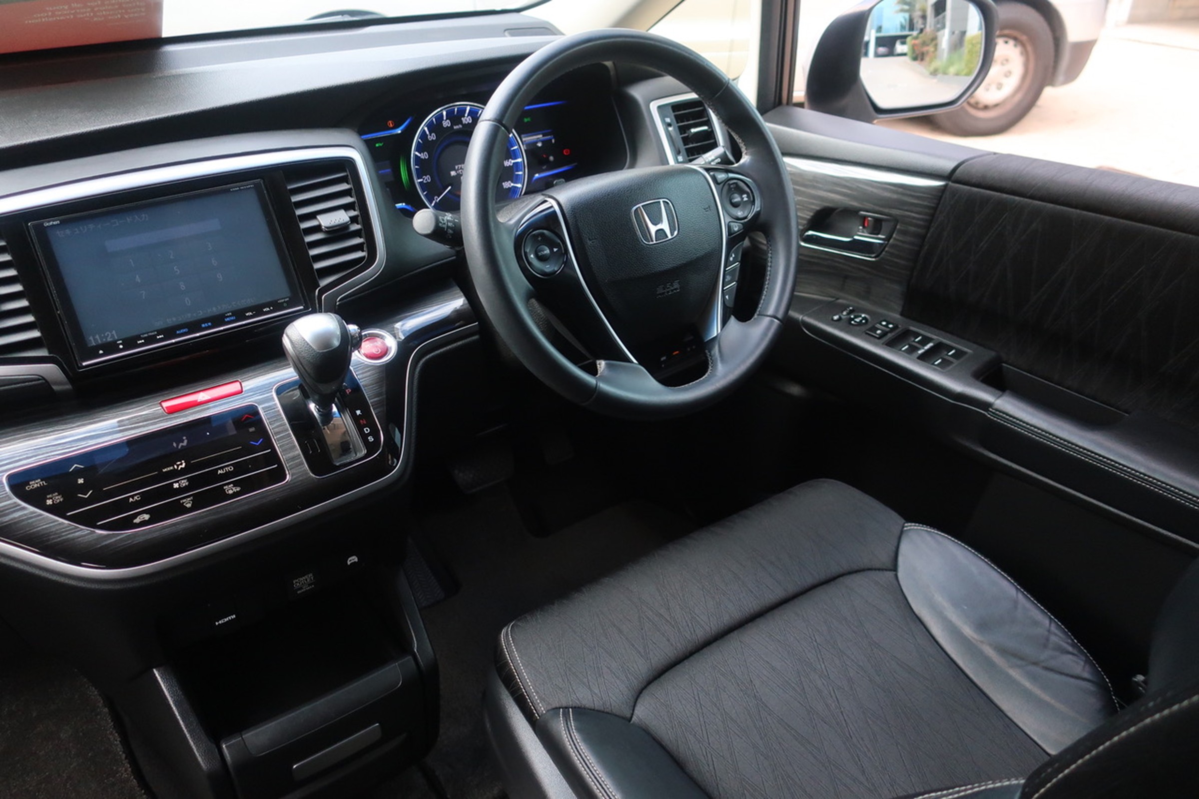 
								Honda Odyssey Hybrid 2016 full									