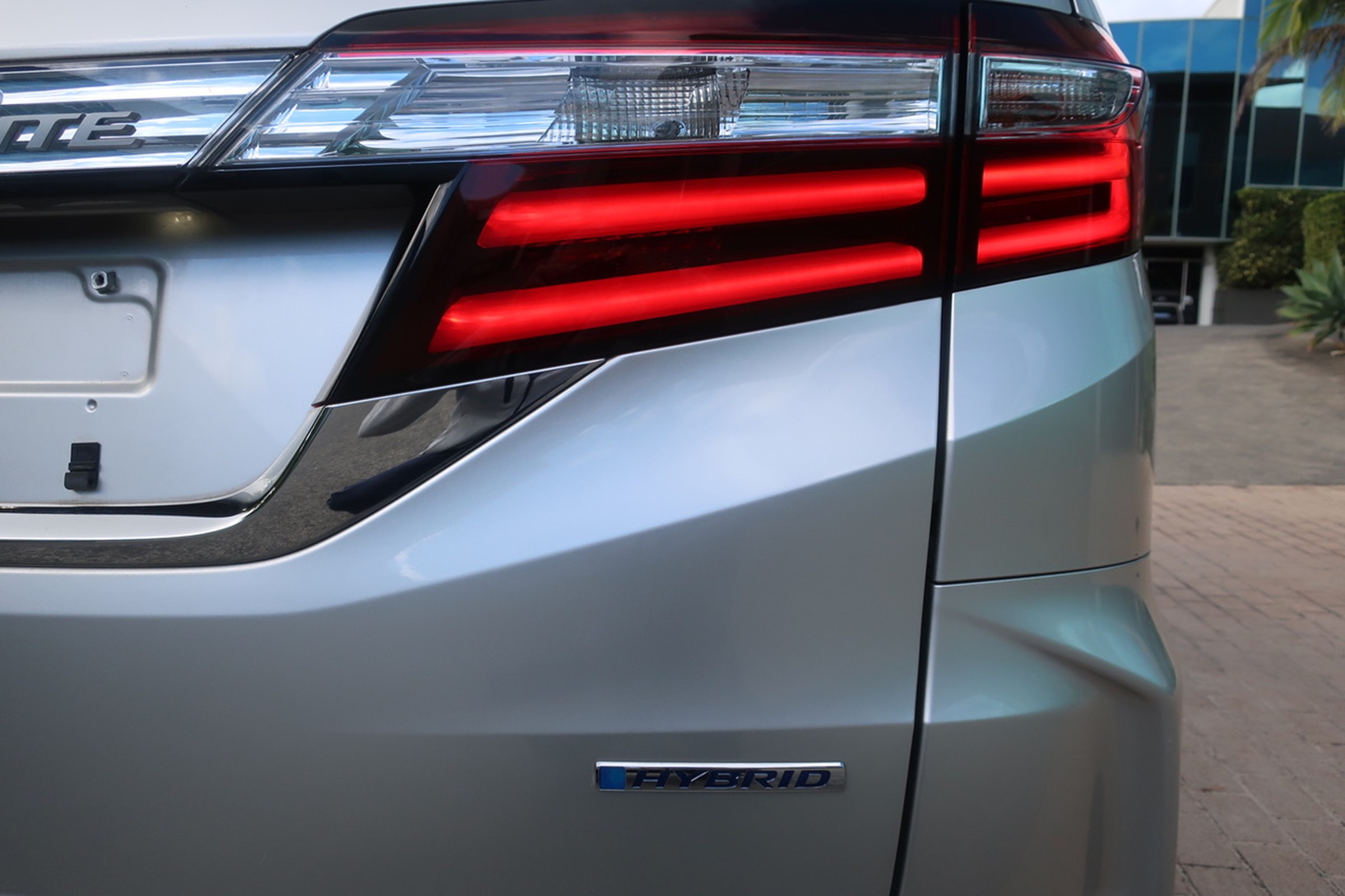 
								Honda Odyssey Hybrid 2016 full									