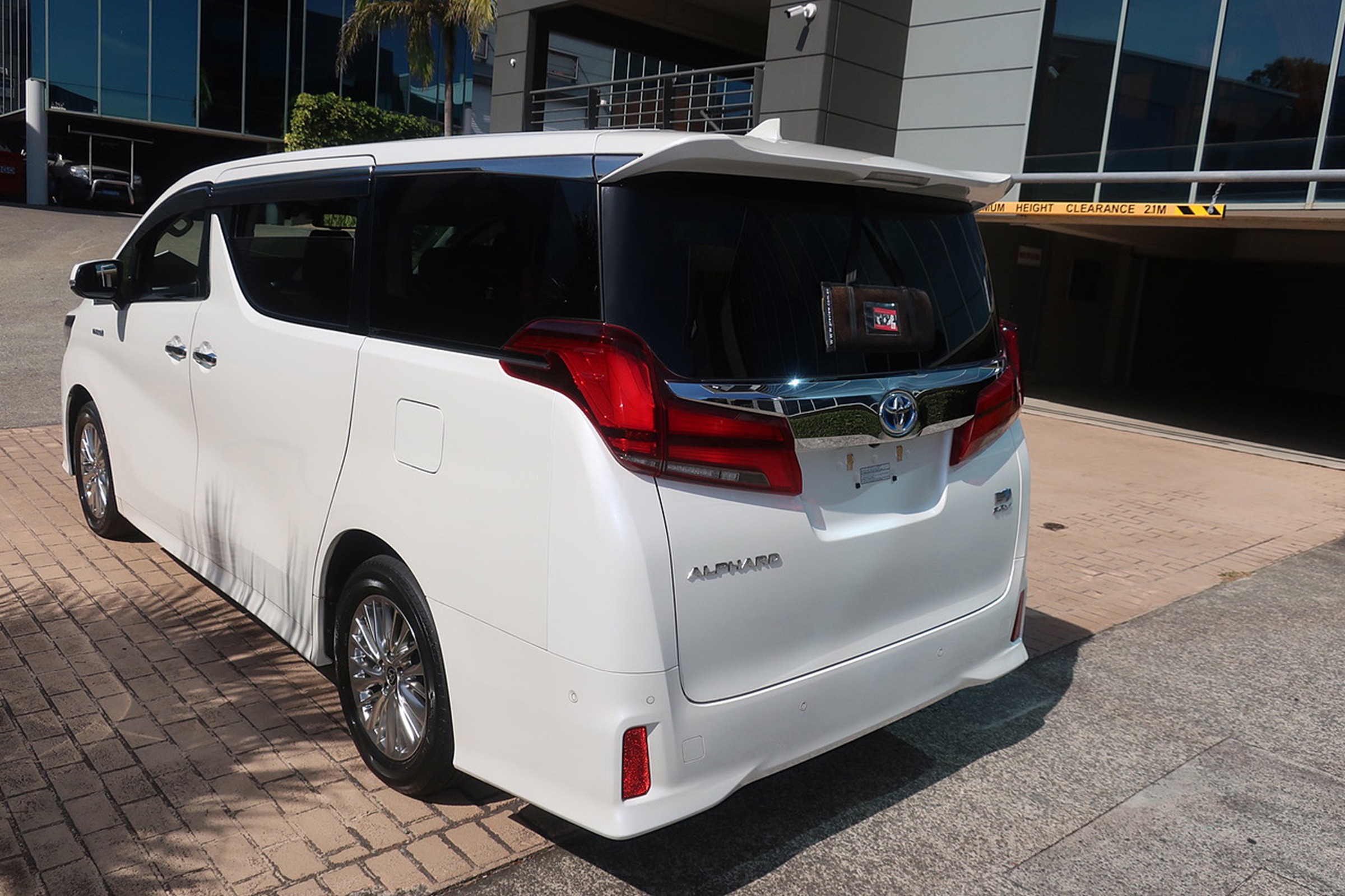 
								Toyota Alphard Gasoline 2.5L Hybrid 2020 full									