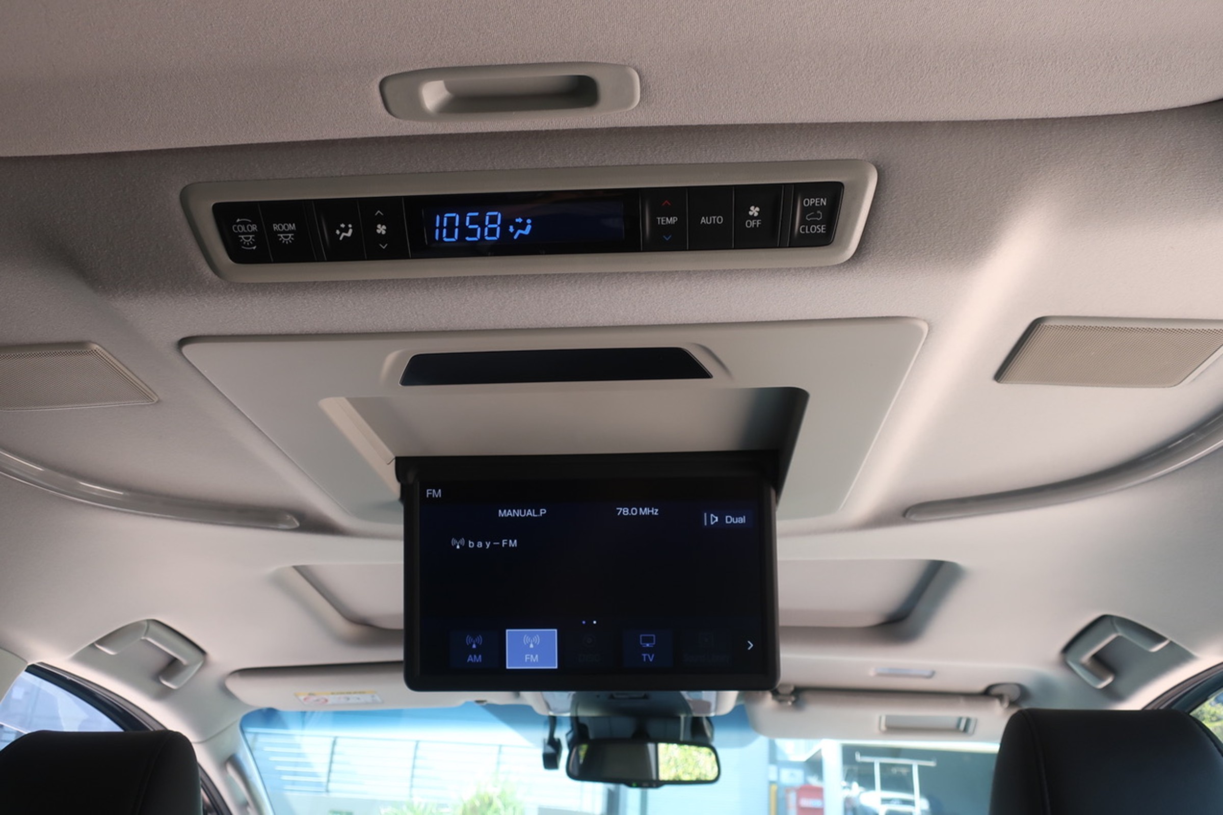 
								Toyota Alphard Gasoline 2.5L Hybrid 2020 full									