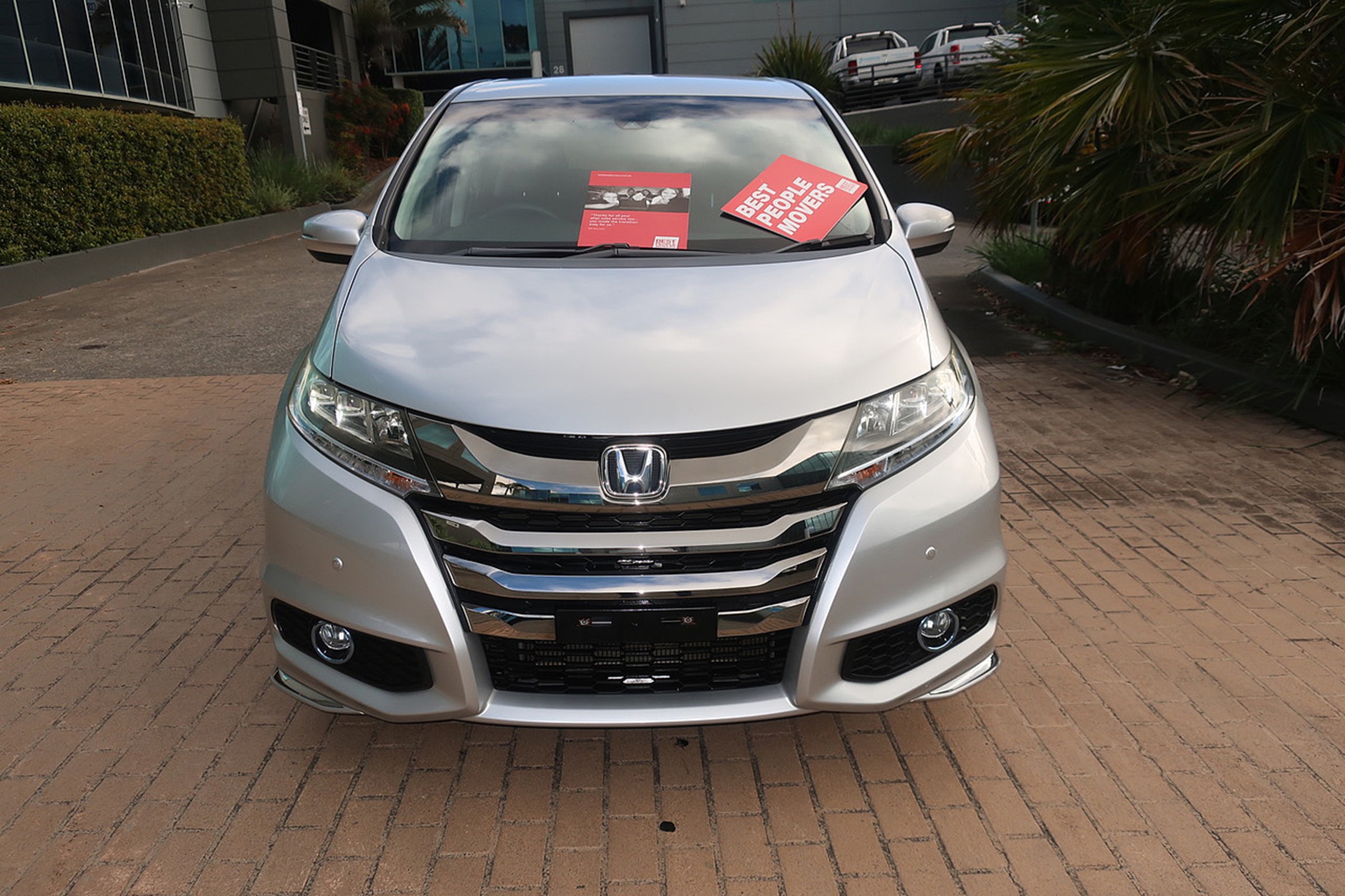 
								Honda Odyssey Hybrid 2016 full									