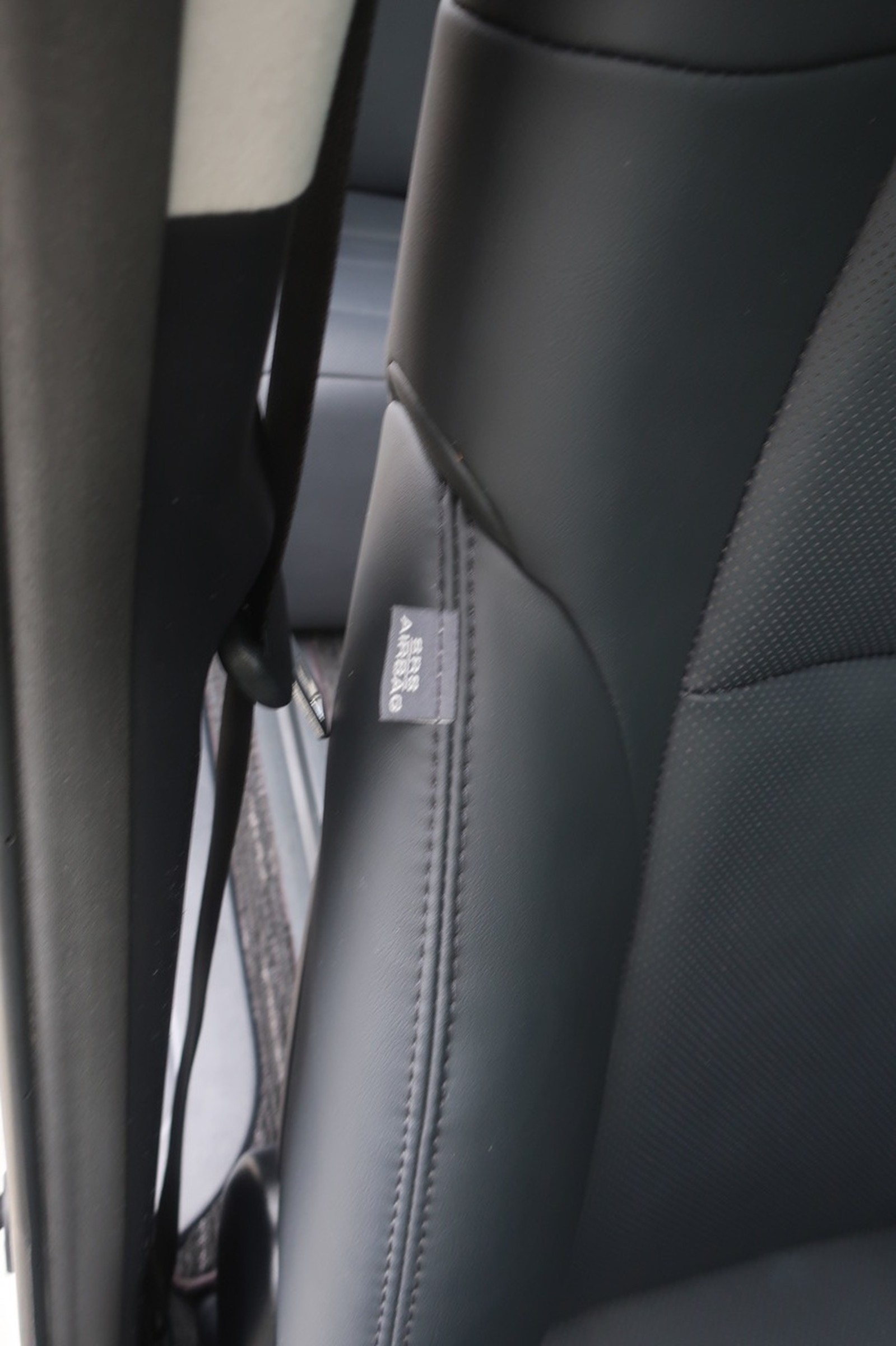 
								Toyota Vellfire Gasoline 2.5L Hybrid 2020 full									
