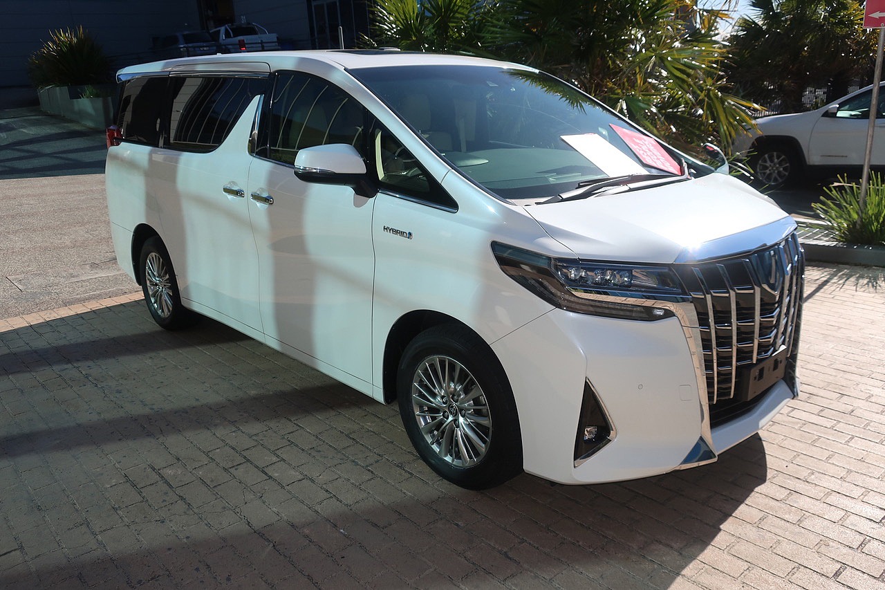 
								2020 Toyota Alphard 2.5L Hybrid full									