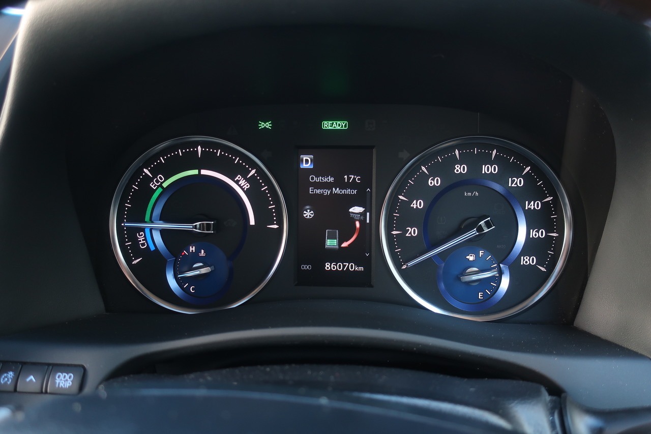 
								2020 Toyota Alphard 2.5L Hybrid full									