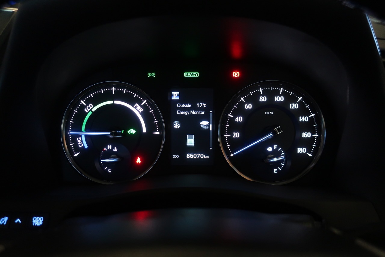 
								2020 Toyota Alphard 2.5L Hybrid full									