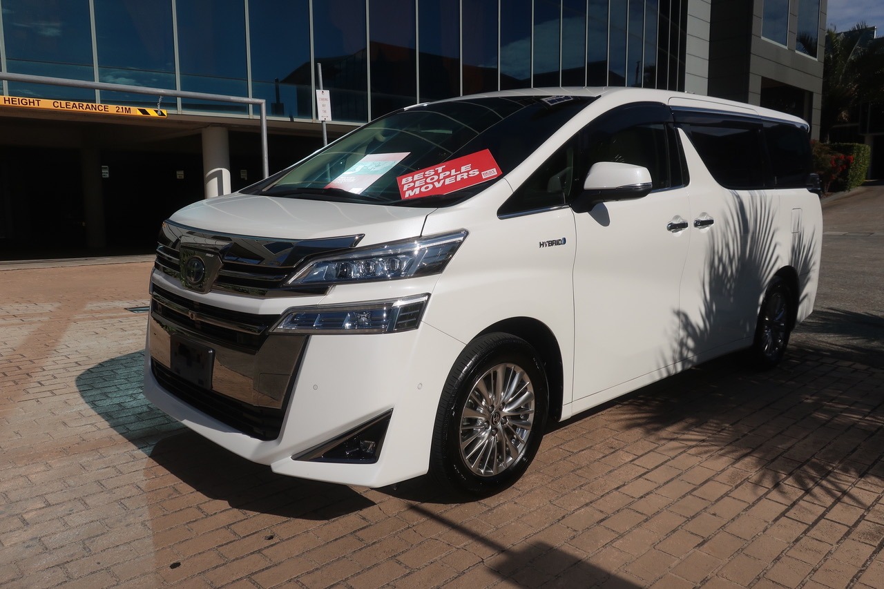 
								2020 Toyota Vellfire Hybrid full									