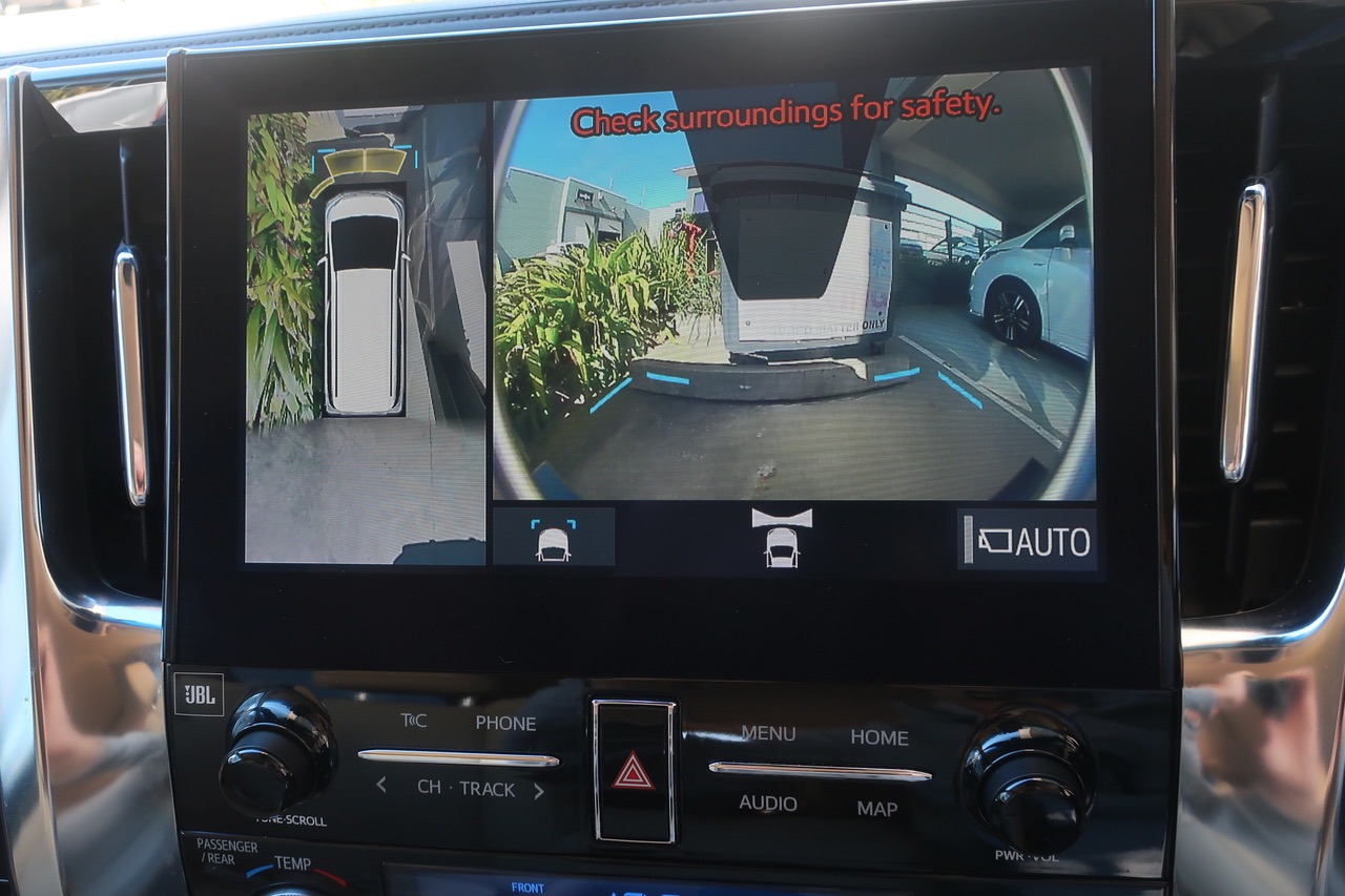 
								2020 Toyota Vellfire Hybrid full									