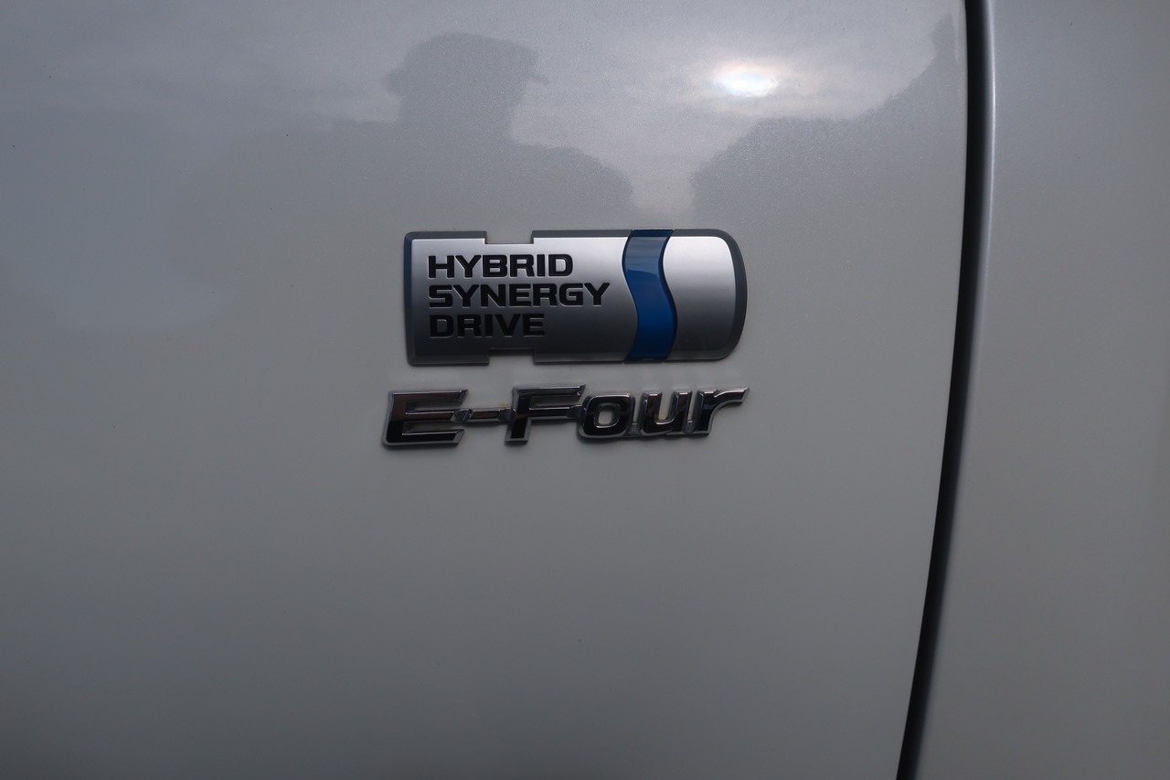 
								2020 Toyota Vellfire Hybrid full									