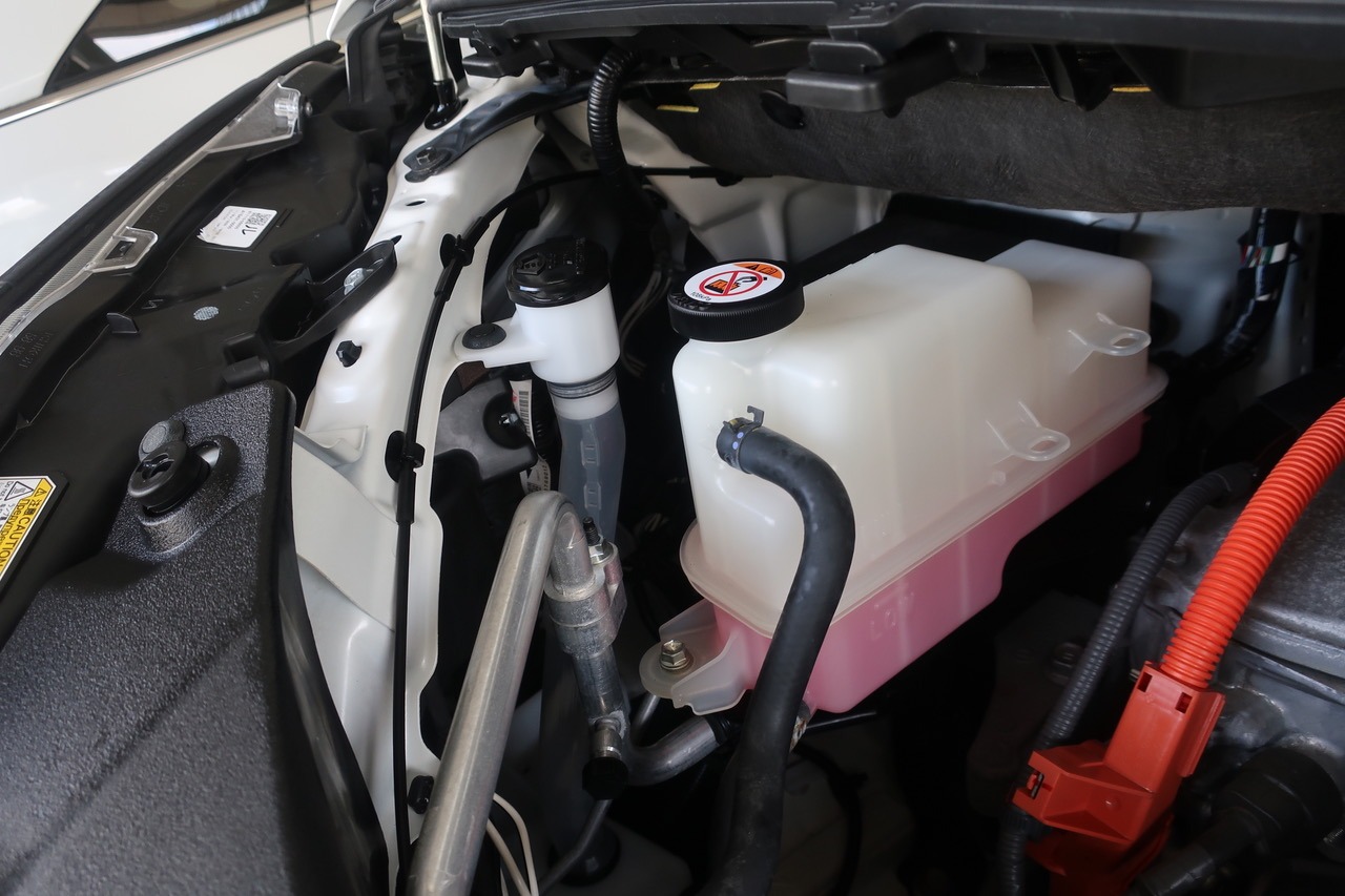 
								2020 Toyota Vellfire Hybrid full									