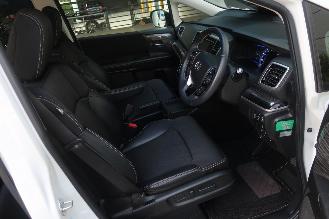 
								2017 Honda Odyssey 2.0L Hybrid full									