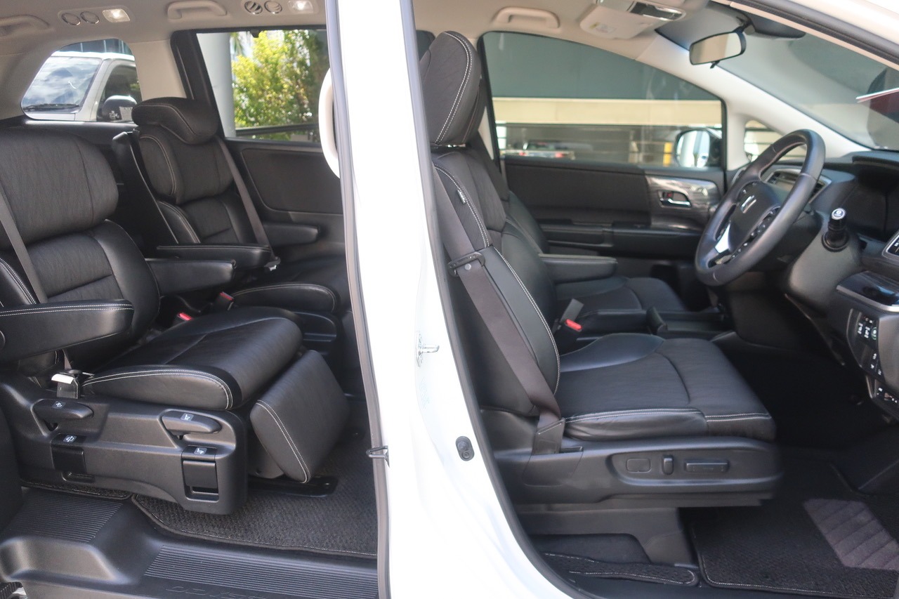 
								2017 Honda Odyssey 2.0L Hybrid full									