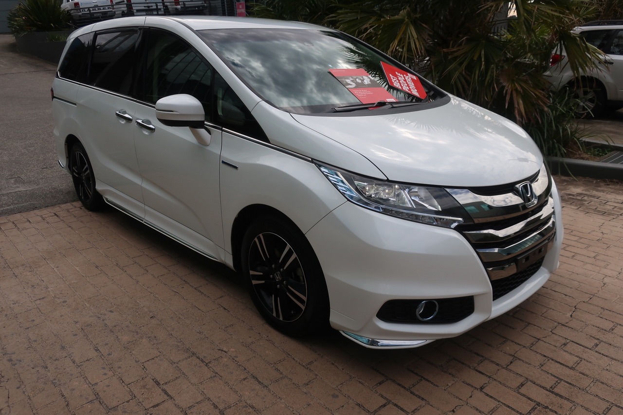 
								2017 Honda Odyssey 2.0L Hybrid full									