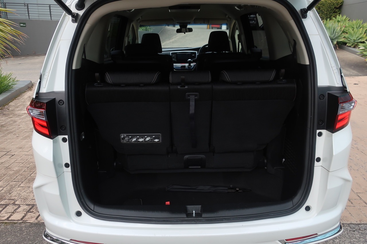 
								2017 Honda Odyssey 2.0L Hybrid full									