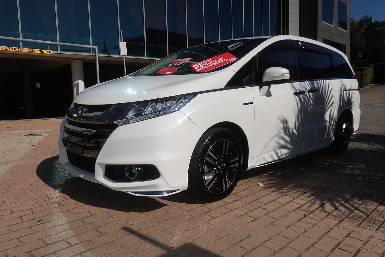 
								2017 Honda Odyssey 2.0L Hybrid full									