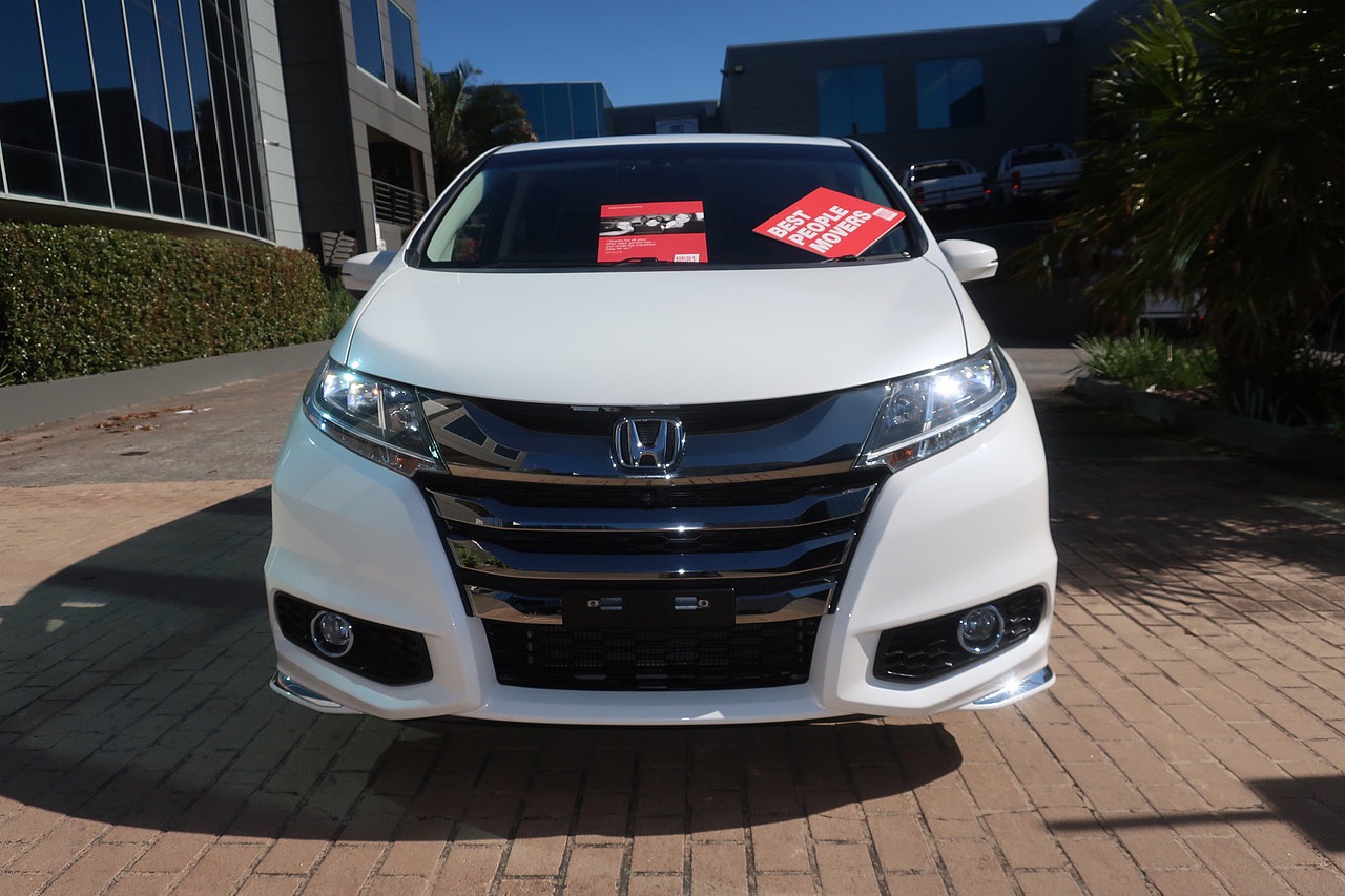 
								2017 Honda Odyssey 2.0L Hybrid full									