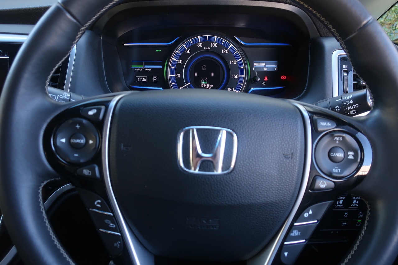 
								2017 Honda Odyssey 2.0L Hybrid full									
