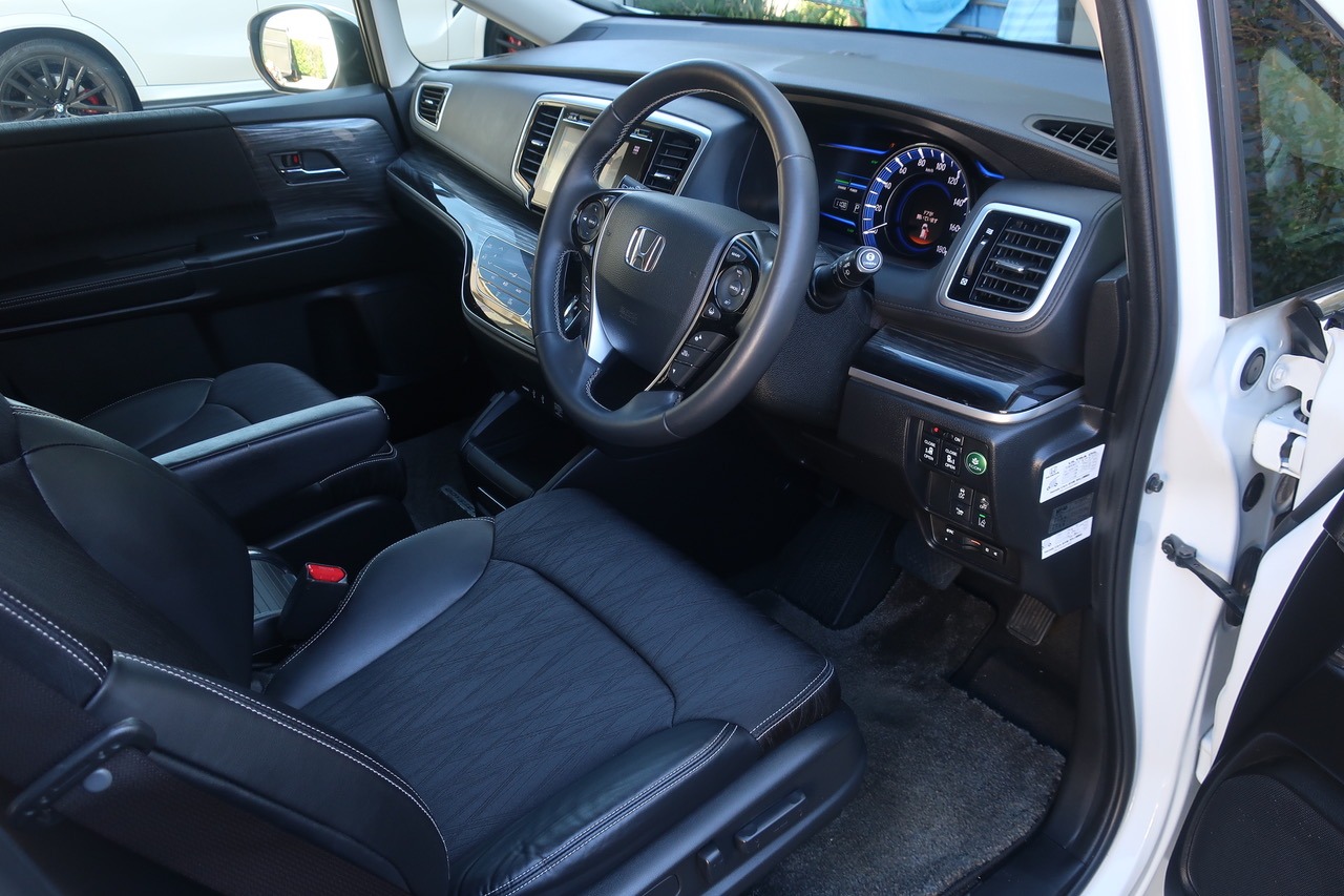 
								2017 Honda Odyssey 2.0L Hybrid full									