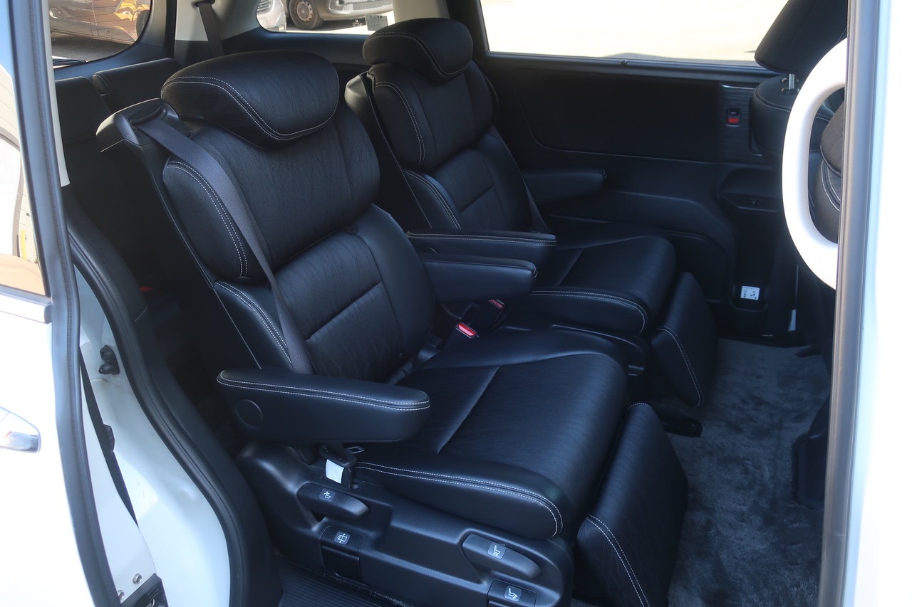 
								2017 Honda Odyssey 2.0L Hybrid full									
