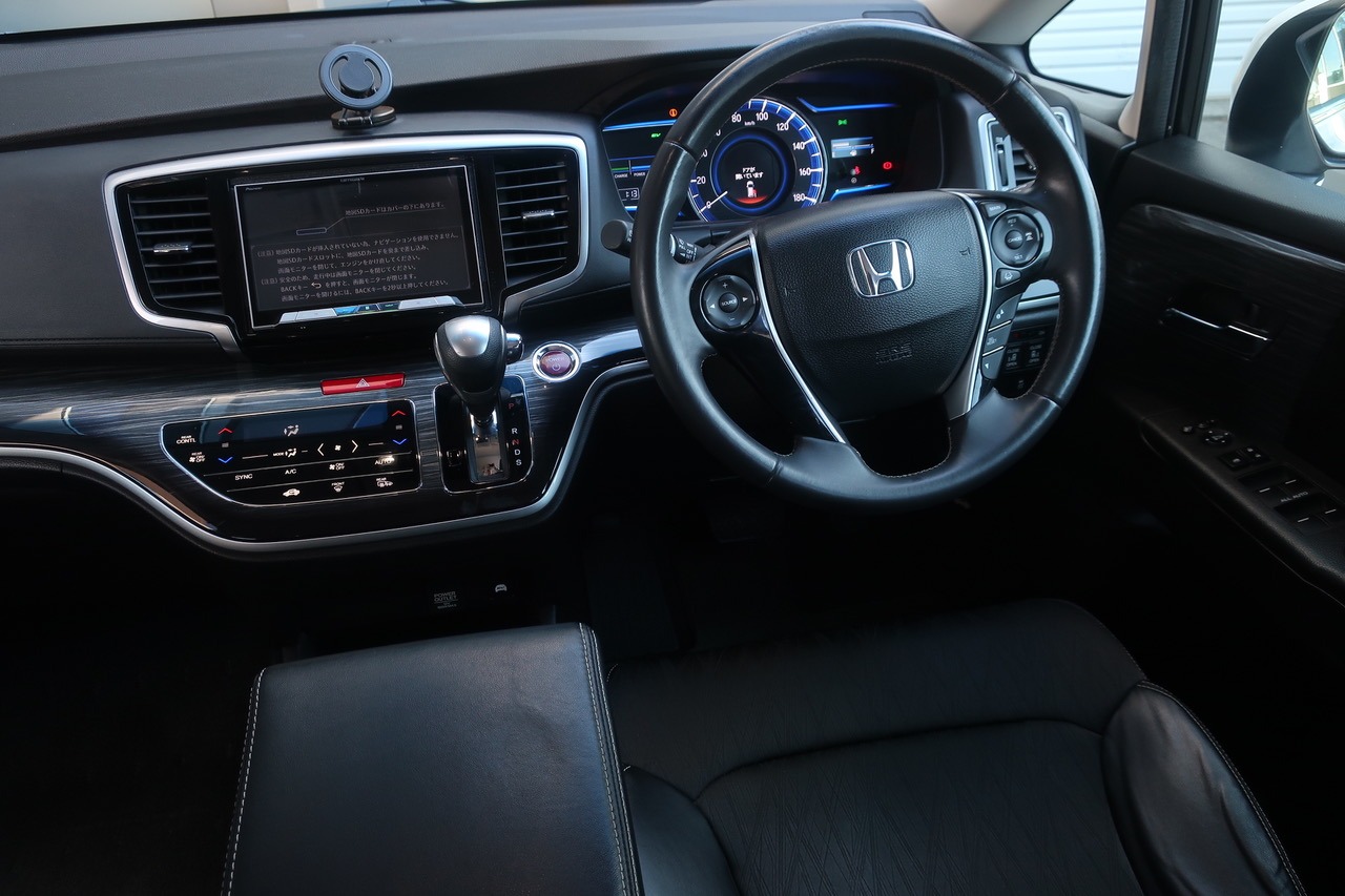
								Honda Odyssey Hybrid 2016 full									