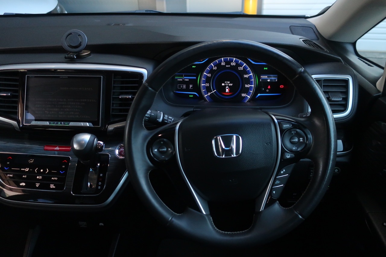 
								Honda Odyssey Hybrid 2016 full									