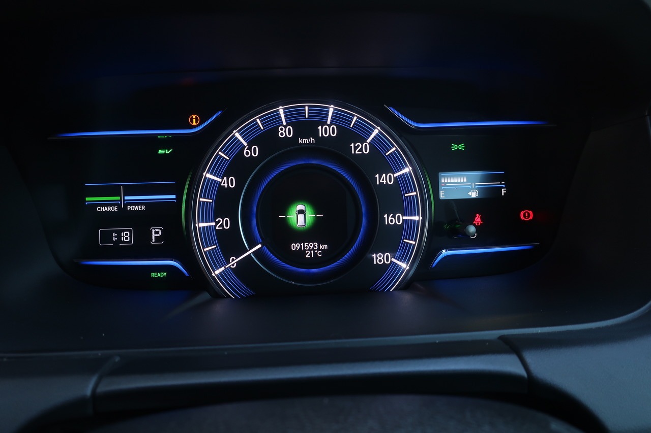 
								Honda Odyssey Hybrid 2016 full									