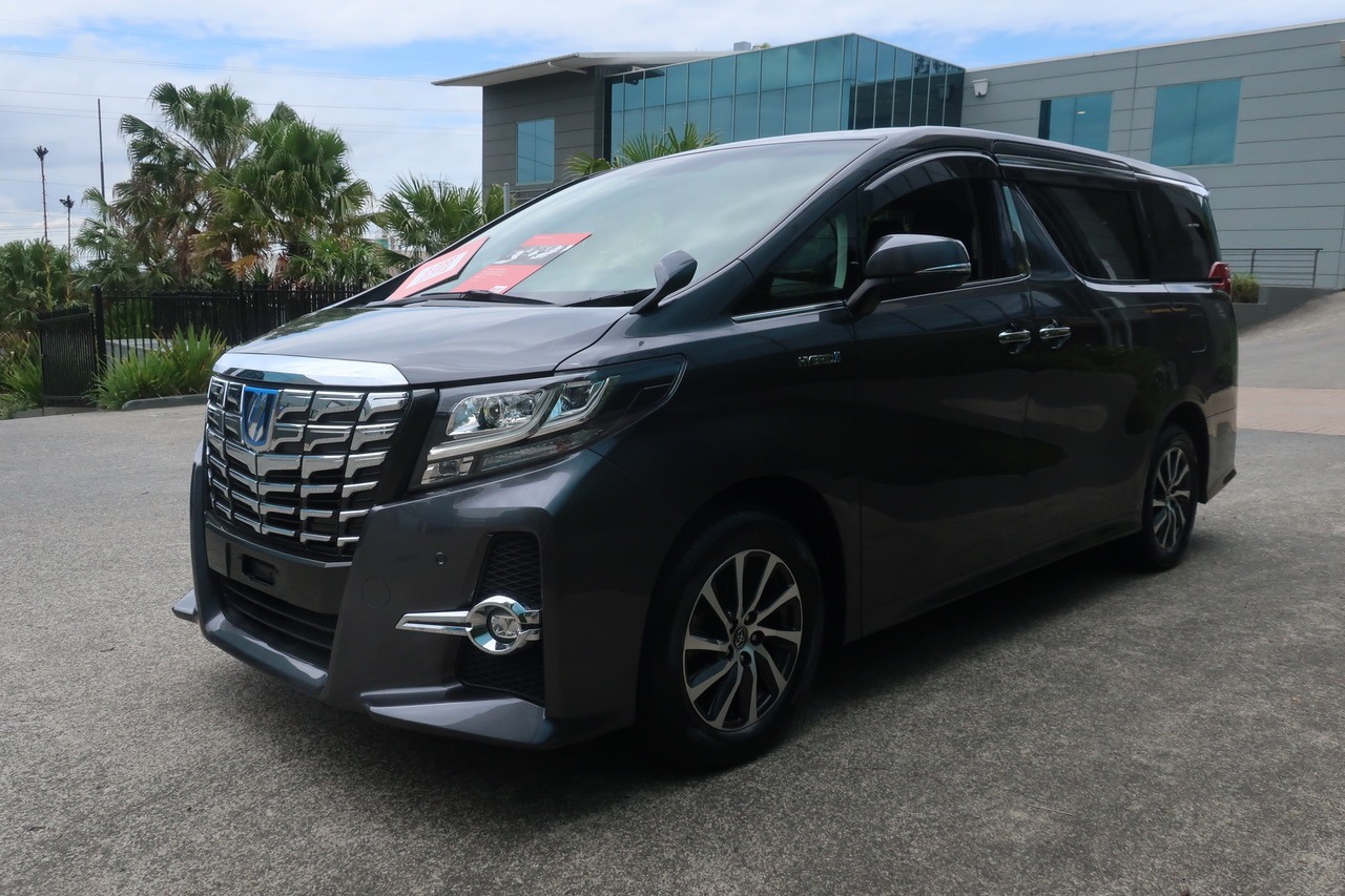 
								Toyota Alphard Hybrid 2.5L Hybrid 2018 full									