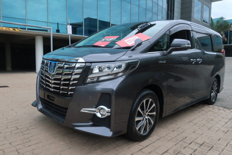 Toyota Alphard Hybrid 2.5L Hybrid 2018