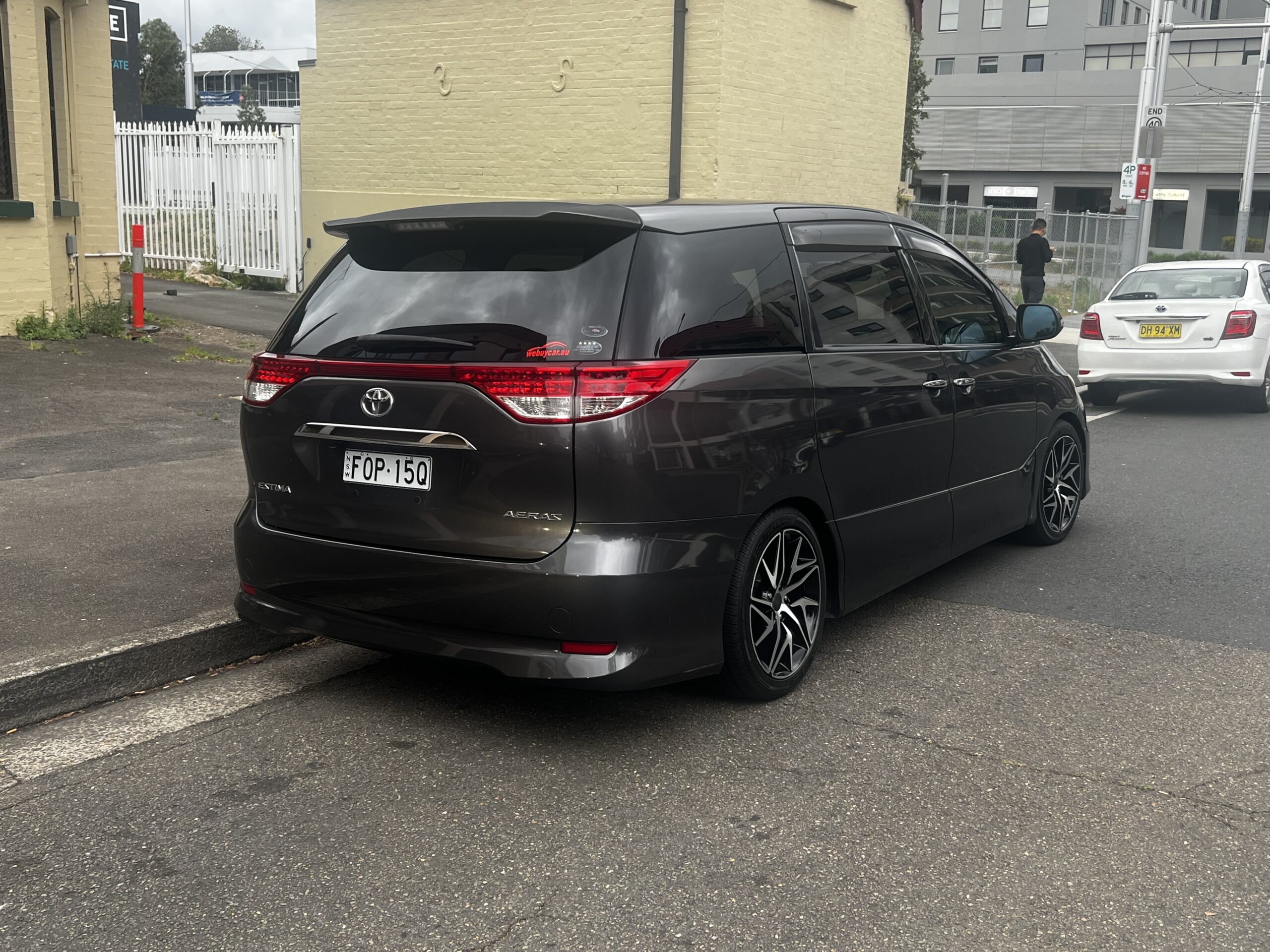 
								Toyota Estima 2010 ACR50 full									